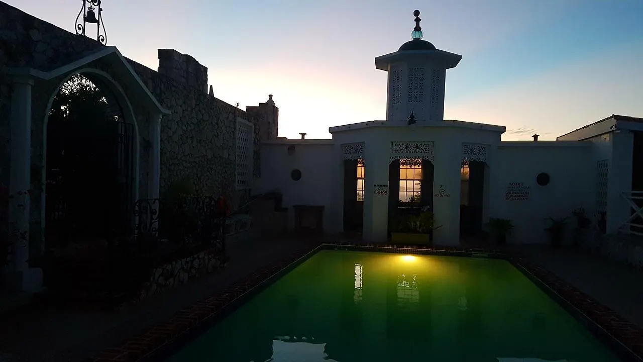 Han/Misafirhane Geddes Great House Otel Saint Annʼs Bay Jamaika